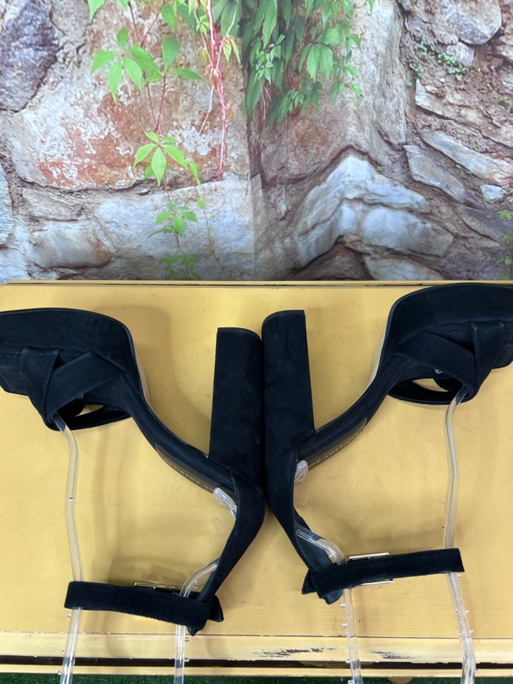 GOOD AMERICAN Chunky Black Suede Ankle Strap Platform Sandals, 9.5 - Picture 13 of 14